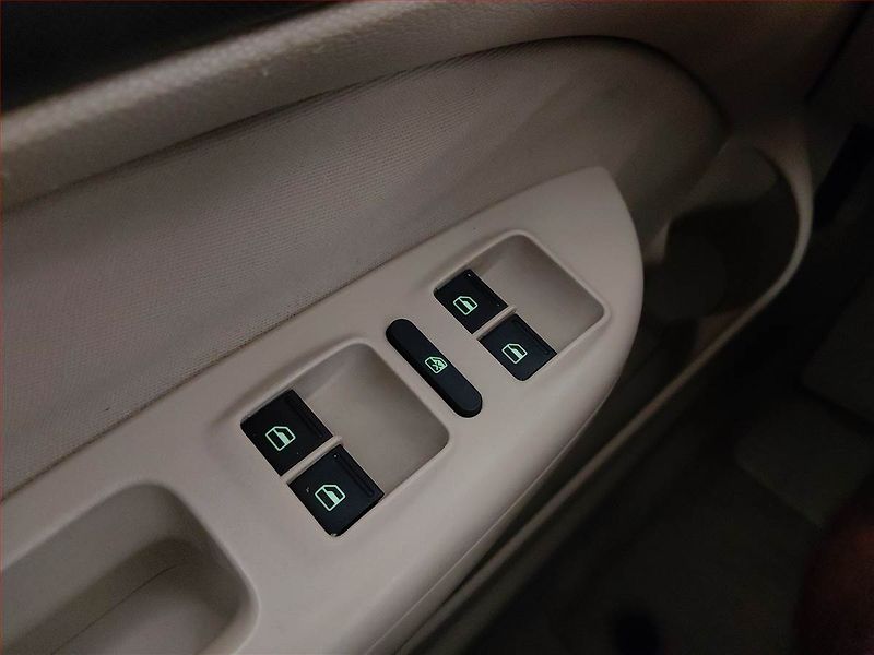 Škoda Octavia (2006) Ambiente 1.9 TDI, zamluveno - fotka 15 z 15