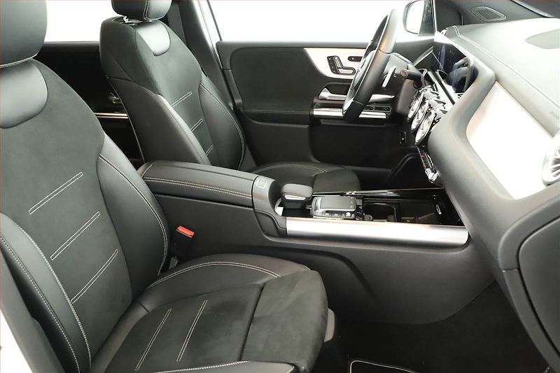 Mercedes-Benz Třídy B (2021) B 220 d 4MATIC - fotka 18 z 20