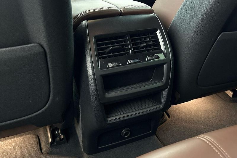 BMW X5 xDrive40d - fotka 26 z 28