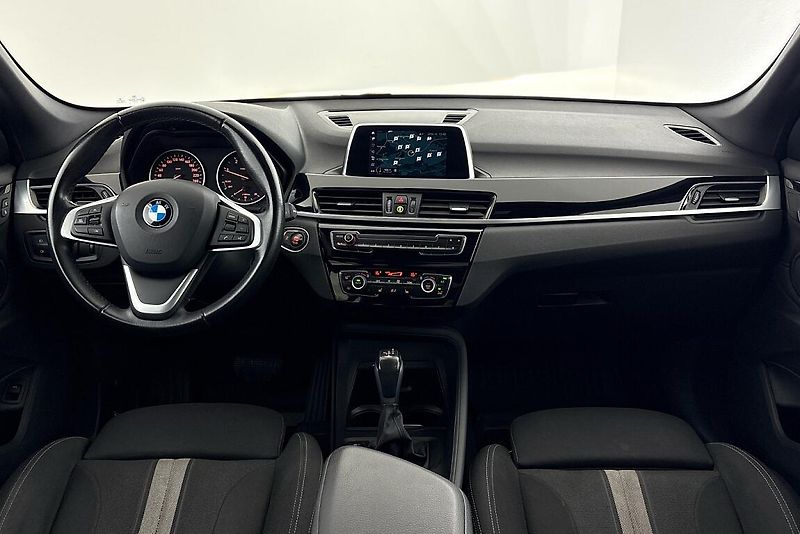 BMW X1 1.8d xDrive - fotka 15 z 23