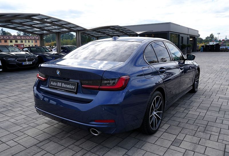 BMW Řada 3 320d xDrive/Lasery/kůže/1.maj. - fotka 6 z 40
