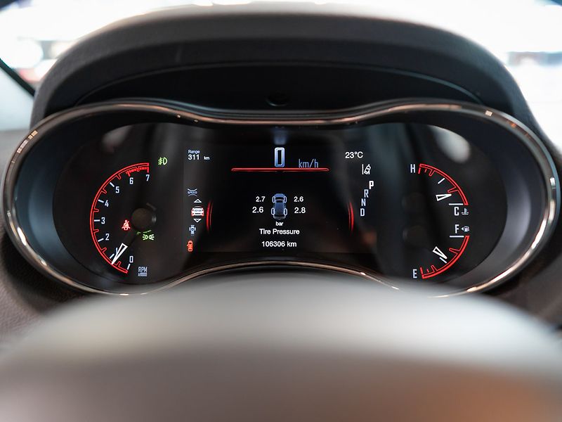 Dodge Durango (2019) 5.7 R/T V8 Technology Group - fotka 22 z 37