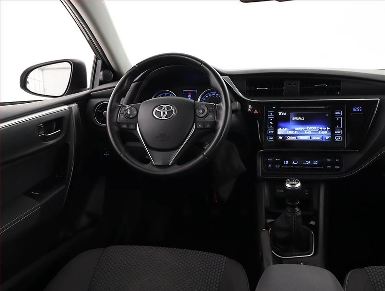 Toyota Corolla (2017) 1.6 Valvematic, ČR,1.maj - fotka 7 z 14