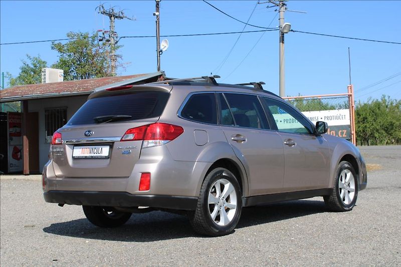 Subaru Outback 2,0 D  4 x 4, ČR, SERVISKA - fotka 5 z 29