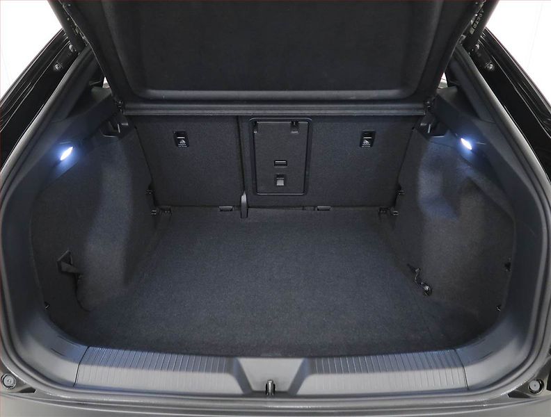 Volkswagen ID.5 (2022) Pro Perf. (82 kWh), SoH 93% - fotka 14 z 30