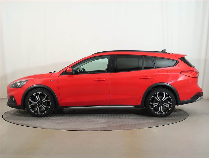 Ford Focus (2020) Edition 1.5 EcoBoost, Automat - fotka 3 z 18