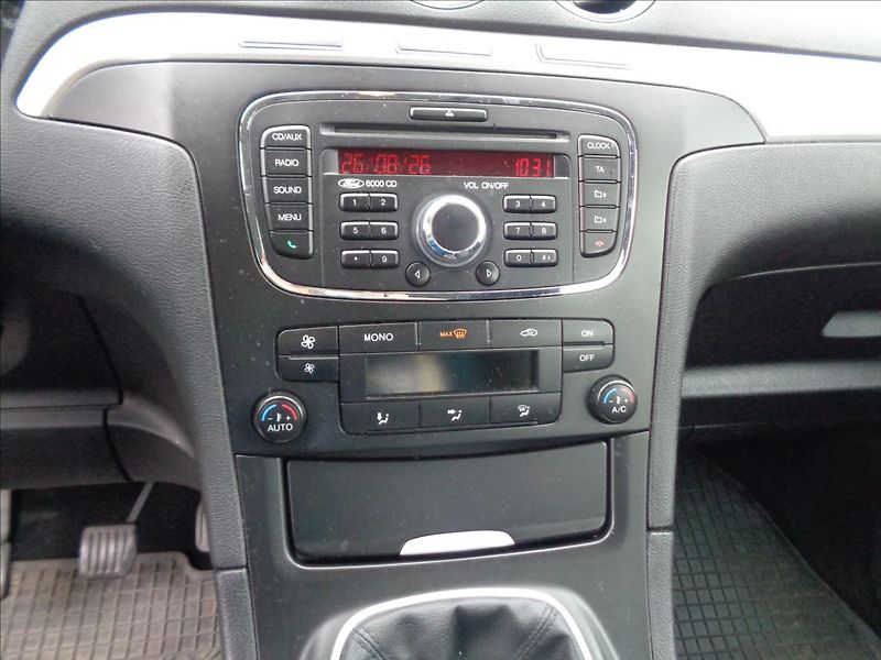 Ford S-MAX 2,0 - fotka 15 z 15
