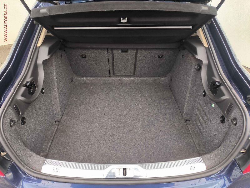 Škoda Superb (2009) 2.0TDi 4x4, ČR, Elegance - fotka 8 z 19