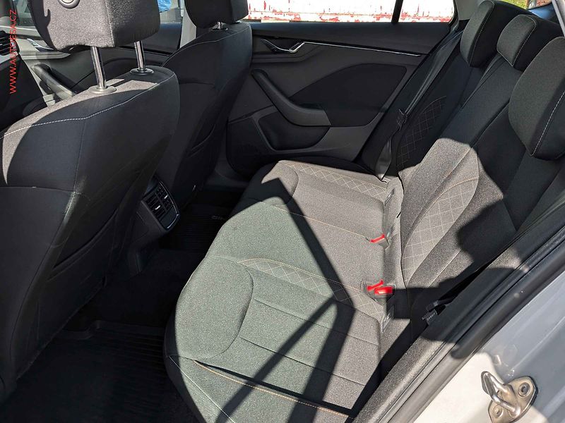 Škoda Kamiq (2021) 1.5 TSi, 1.maj,ČR, Ambition - fotka 10 z 17
