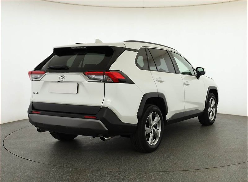 Toyota RAV4 (2020) 2.0 Valvematic - fotka 5 z 20
