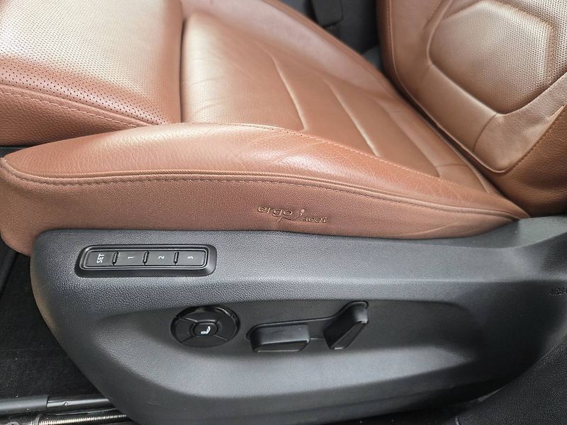 Škoda Kodiaq (2024) 2.0 TDI DSG 4x4 Exclusive 7mís - fotka 38 z 55