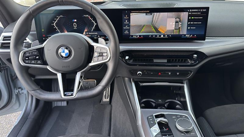 BMW Řada 3 330d xDrive Touring - fotka 6 z 9