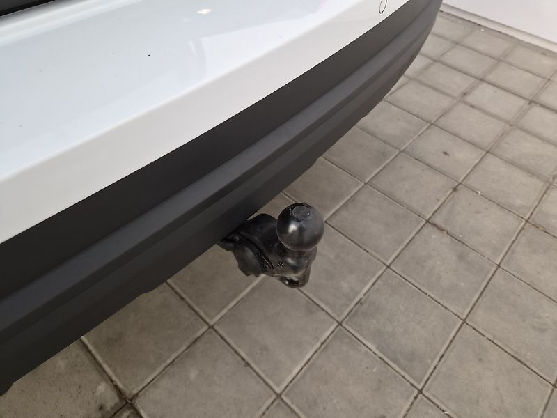 Škoda Karoq 1.5 TSI Top selection - fotka 26 z 27