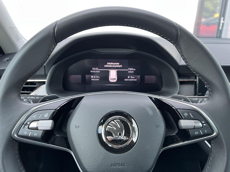 Škoda Kamiq 1.0TSi 85kW DSG - fotka 17 z 20