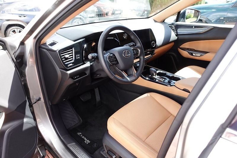 Lexus NX 350h NX350h Executive FWD - fotka 12 z 33