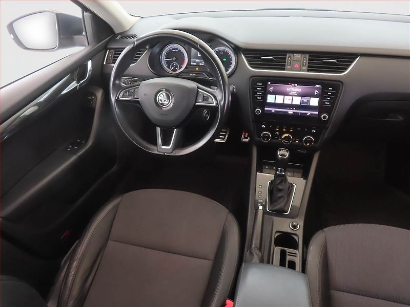 Škoda Octavia (2018) Style 2.0 TDI, Automat, Kůže - fotka 7 z 14