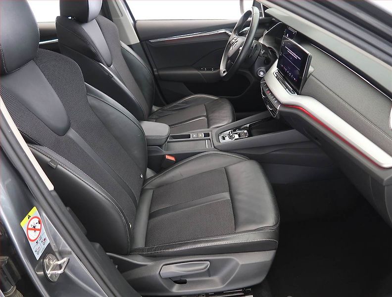 Škoda Octavia (2023) Style 2.0 TDI, digi klima - fotka 9 z 24