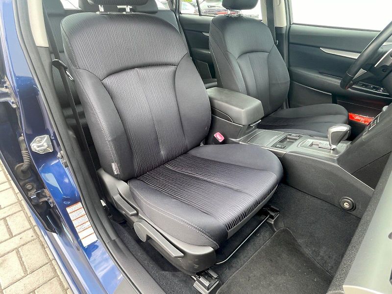 Subaru Legacy (2013) 2.5i / 123 kW 4x4 - fotka 10 z 30