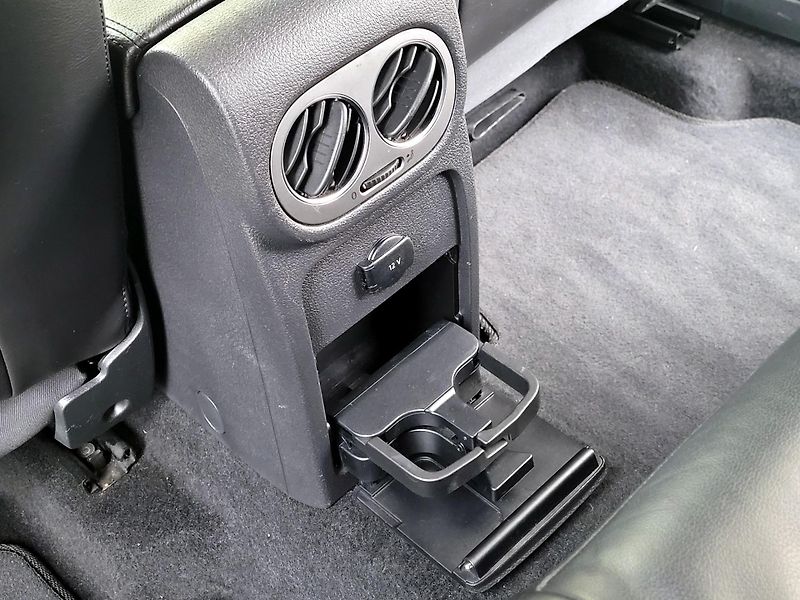 Volkswagen Tiguan 1,4 TSi 4motion SPORT SERV.KN - fotka 16 z 40