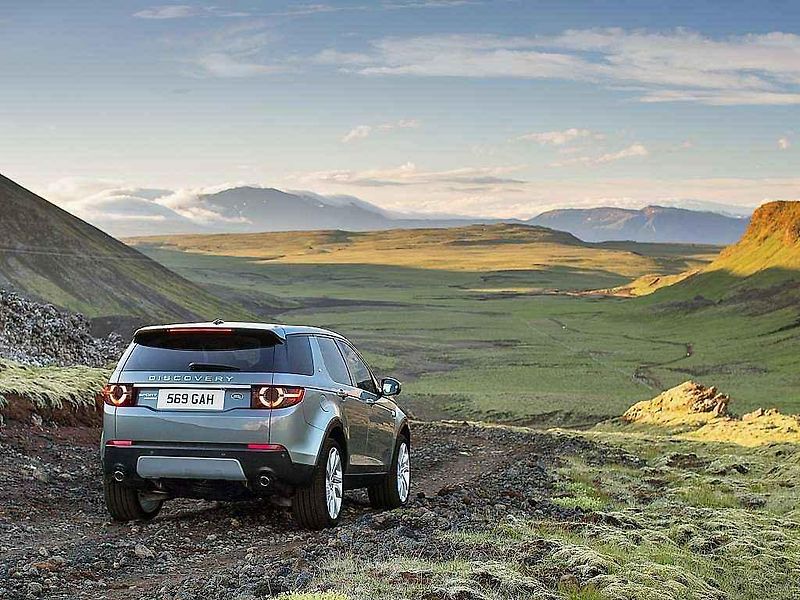 Land Rover Discovery Sport.
