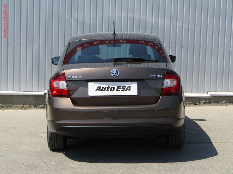 Škoda Rapid (2019) 1.0 TSi, 2.maj,ČR, Style - fotka 5 z 21