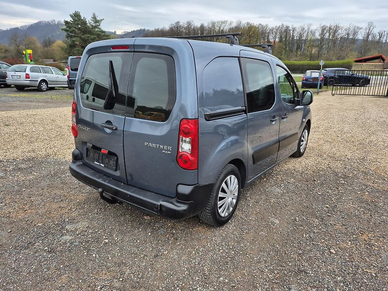Peugeot Partner (2009) 1.6Hdi 3místa - fotka 13 z 22