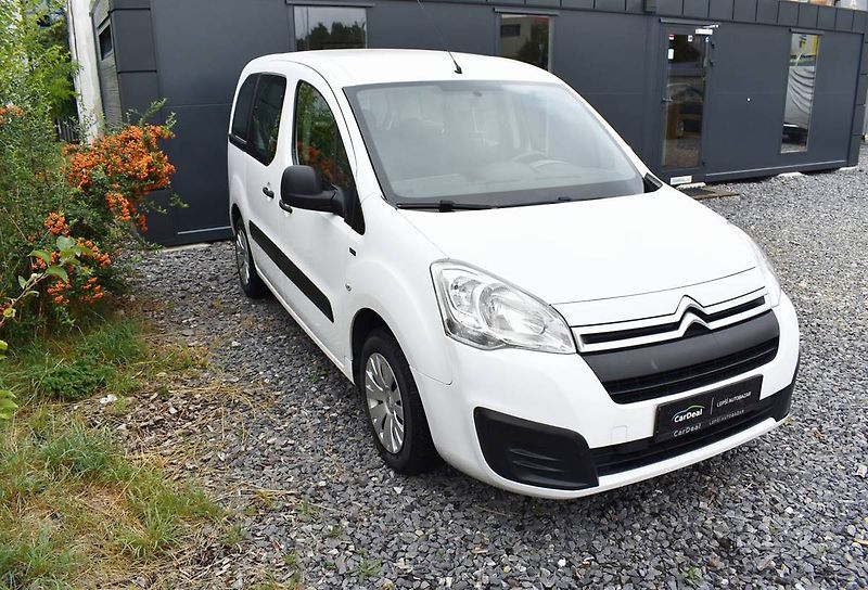 Citroën Berlingo 1,6 HDi MULTISPACE,1.M,SUPER - fotka 3 z 16