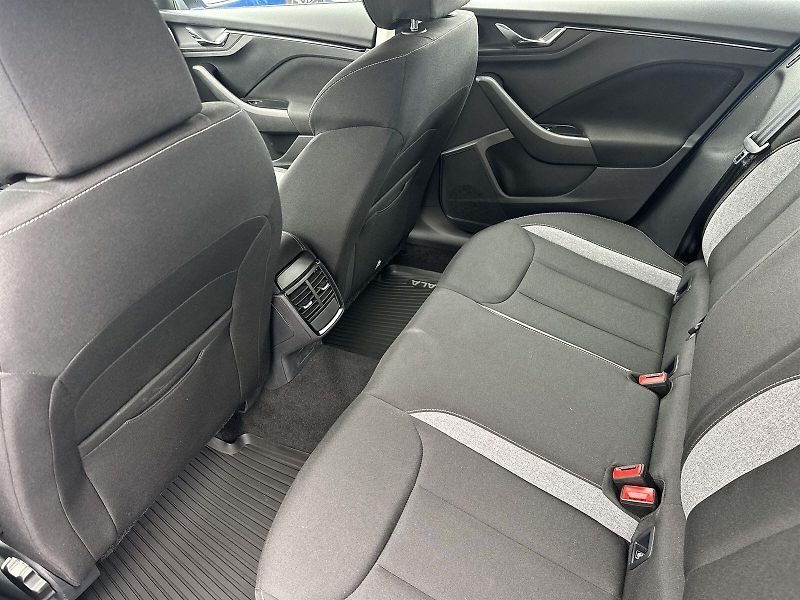 Škoda Scala (2025) 1.0 TSI Selection - fotka 8 z 25