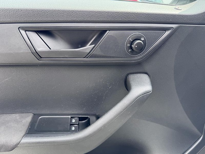 Škoda Fabia III 1.0 TSi,kombi,2021,1.Maj - fotka 11 z 16