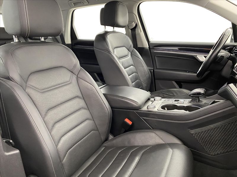 Volkswagen Touareg 3,0 TDI 170 kW 4MOT - fotka 7 z 25