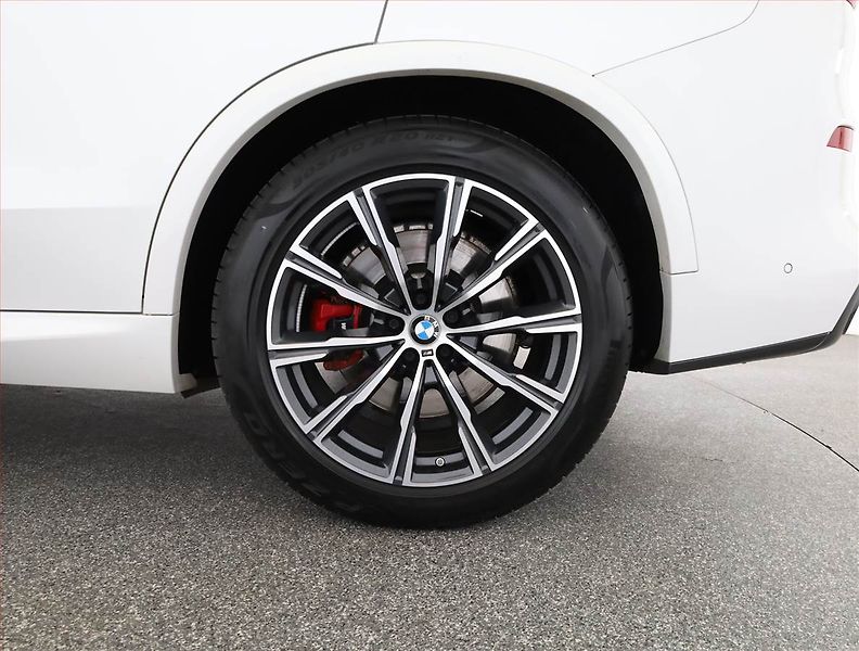 BMW X5 (2021) xDrive30d - fotka 22 z 22