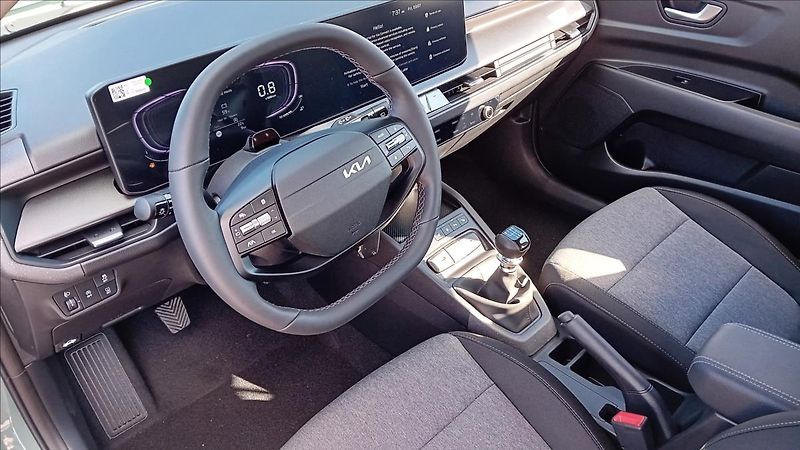Kia Stonic 1,0 T-GDi SPIN - fotka 8 z 12