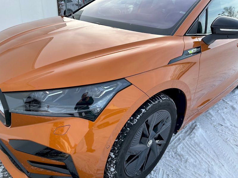Škoda Enyaq (2024) 82 kWh RS 4x4 - fotka 29 z 30