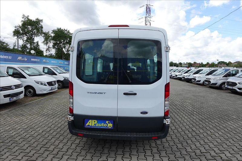 Ford Transit 2,0 TDCi  L3H2 9MÍST KLIMA - fotka 10 z 37