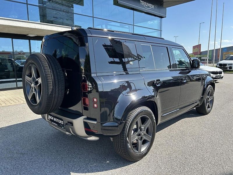 Land Rover Defender 110 X-Dynamic SE D250 AWD AUT - fotka 7 z 15