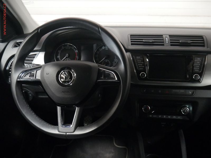 Škoda Fabia (2019) 1.0 MPi, Soleil, LED, navi - fotka 15 z 22