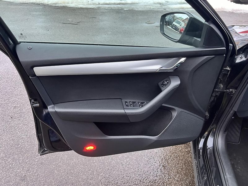Škoda Octavia 2.0TDI 110KW,4x4,KůŽE,NAVI,XEN - fotka 12 z 45