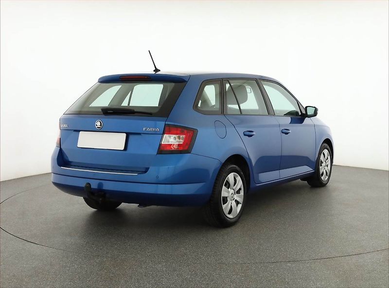 Škoda Fabia (2017) 1.0 TSI, Serv.kniha, Tempomat - fotka 5 z 16