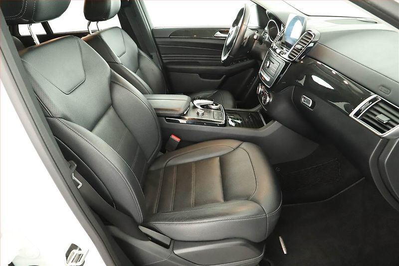 Mercedes-Benz GLE (2018) 350 d 4MATIC - fotka 7 z 22