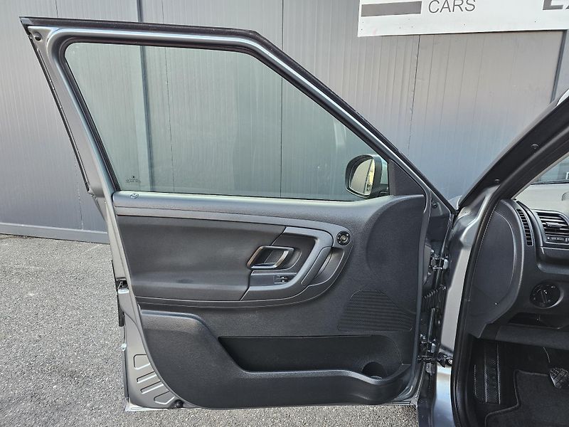 Škoda Fabia 1.2 TSI 63kW AMBITION,TEMPOMAT - fotka 13 z 37