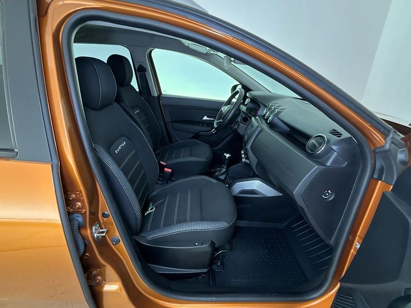 Dacia Duster SUV - fotka 9 z 27