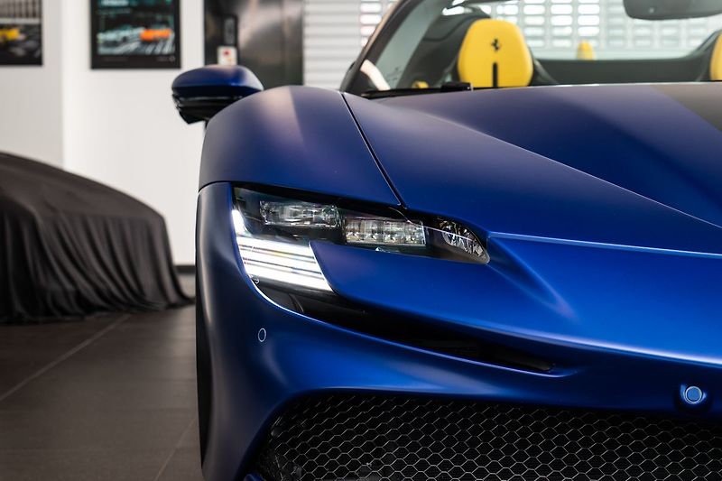 Ferrari SF90 Spider Tailor Made - fotka 22 z 27