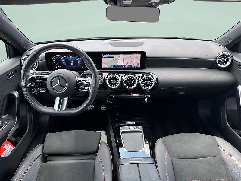 Mercedes-Benz Třídy A AMG paket 200d - fotka 11 z 19