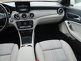 Mercedes-Benz CLA (2017) 220 4MATIC - náhled 8