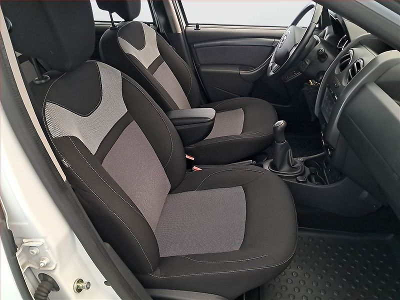 Dacia Duster (2017) 1.6 SCe, LPG, ČR,1.maj, Navi - fotka 9 z 17