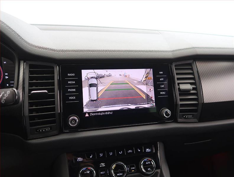 Škoda Kodiaq (2022) 1.5 TSI - fotka 22 z 31