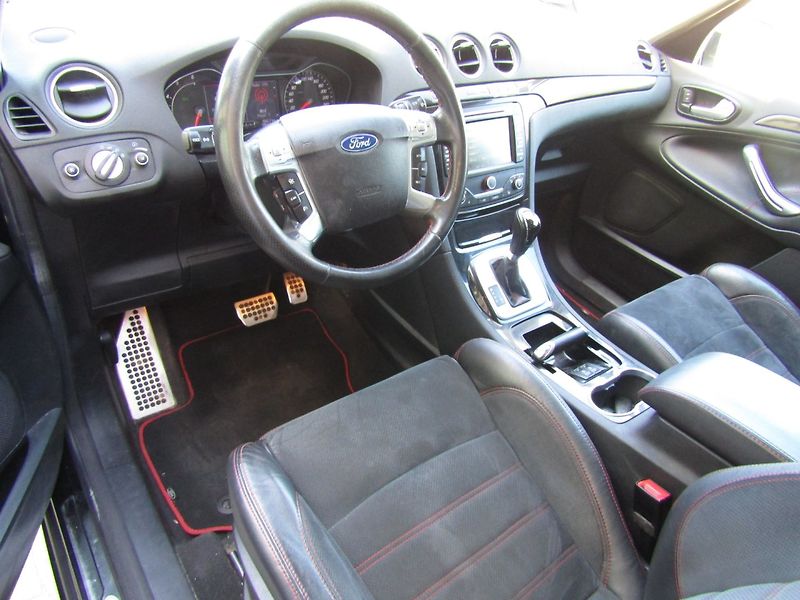 Ford S-MAX (2011) TITANIUM S 2.0 TDCi - fotka 13 z 44