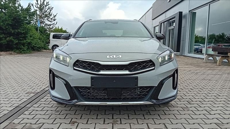 Kia XCeed 1,6 T-GDi GPF 7DCT STEEL EDIT. - fotka 2 z 12