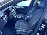 Volkswagen Arteon 2,0 TDI 110kW R-Line, ACC - náhled 9