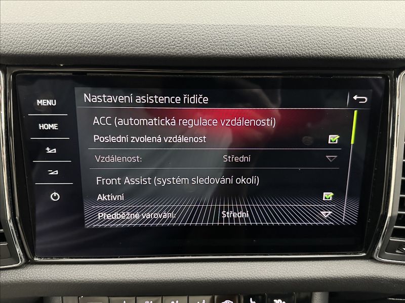 Škoda Kodiaq 2,0 DSG 4X4 CANTON ACC 360° - fotka 20 z 47